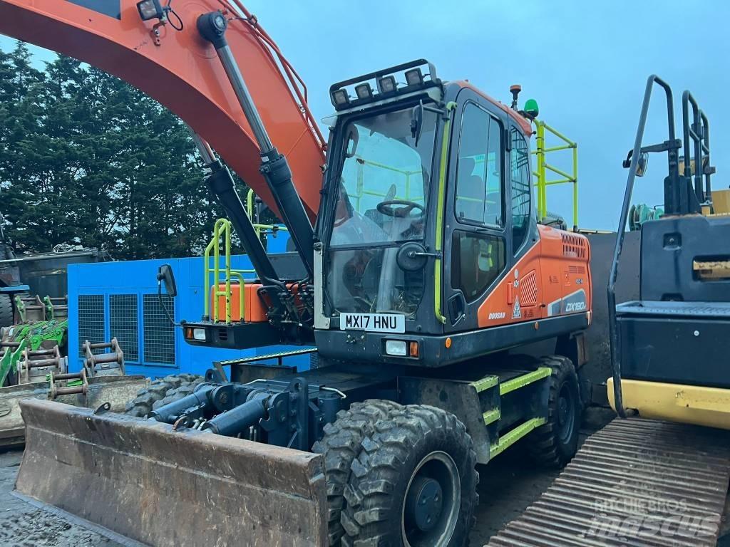 Doosan DX 190 W-3 حفارات بعجل