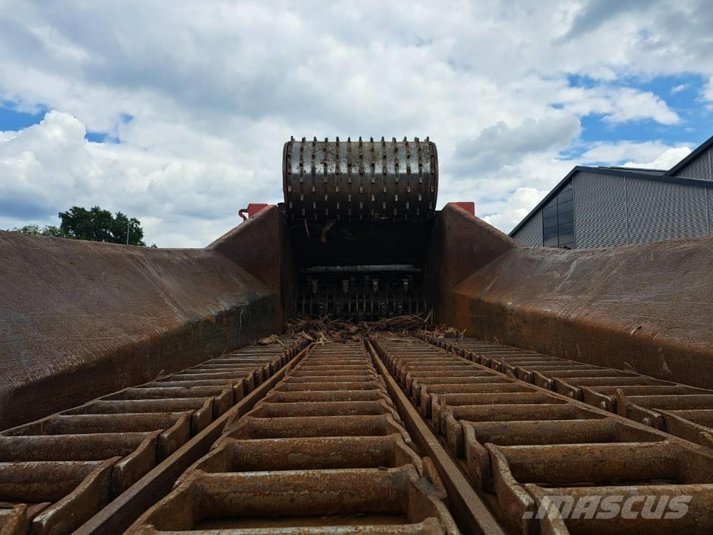 Morbark 3400 XT آلات تمزيق المخلفات