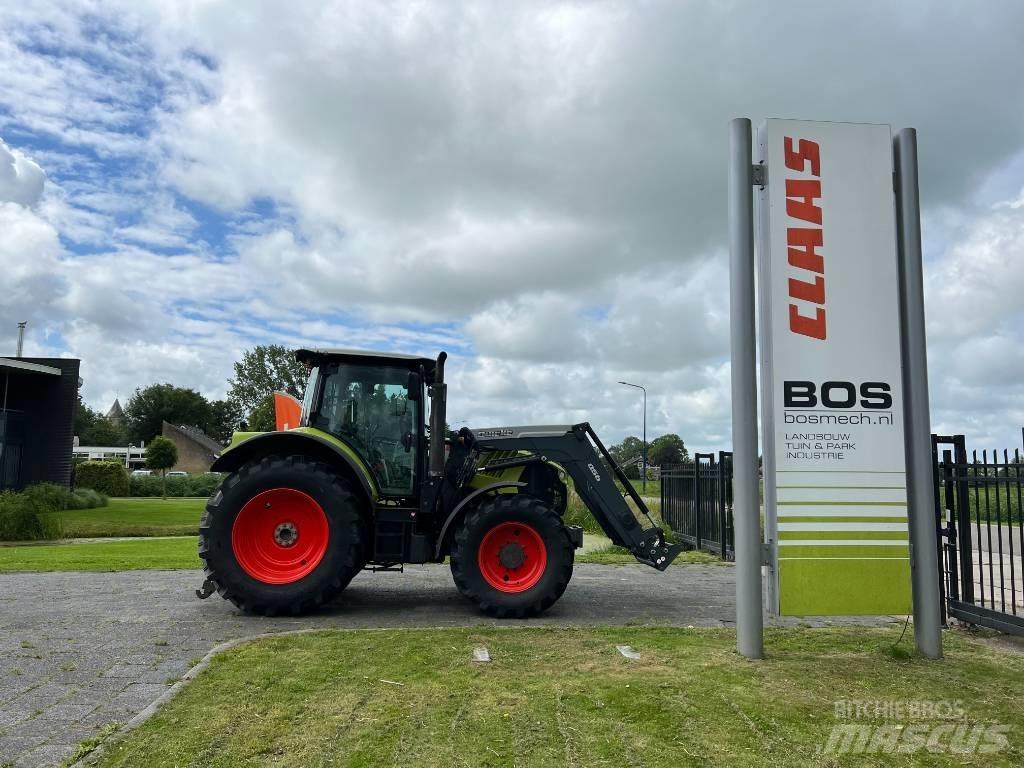CLAAS Arion 530 CIS الجرارات