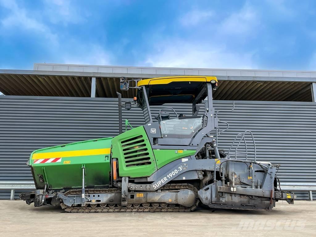 Vögele SUPER 1900-3I معدات السفلتة