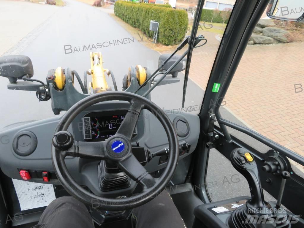 Komatsu WA 70M لوادر بعجل