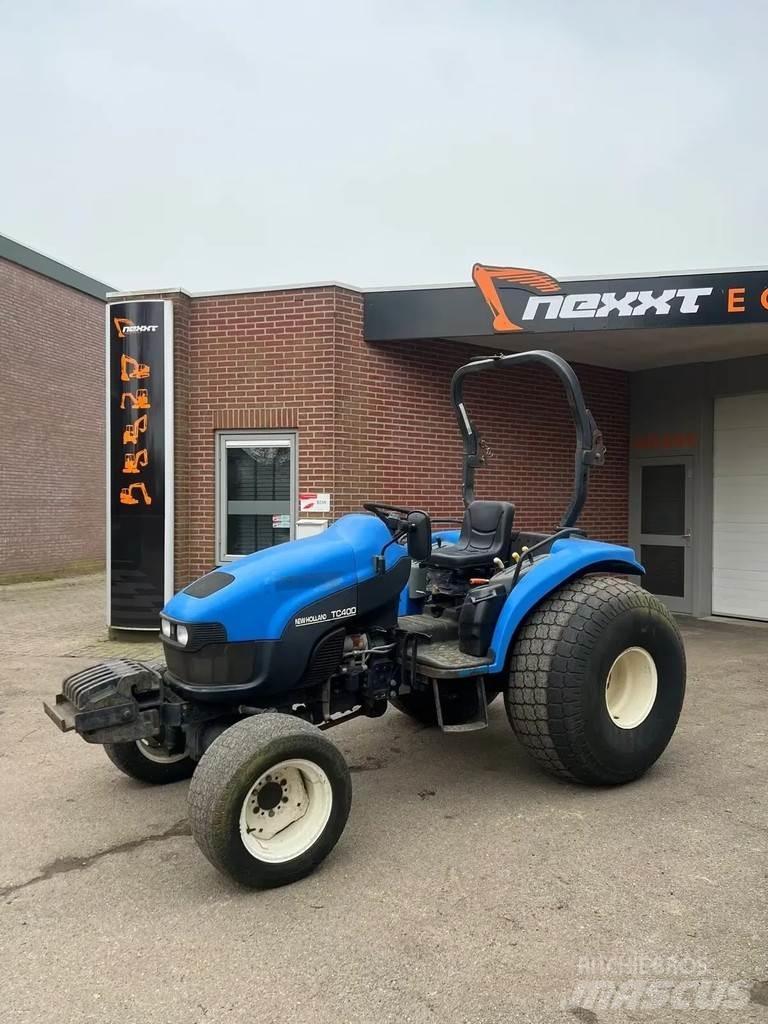 New Holland TC 40D الجرارات