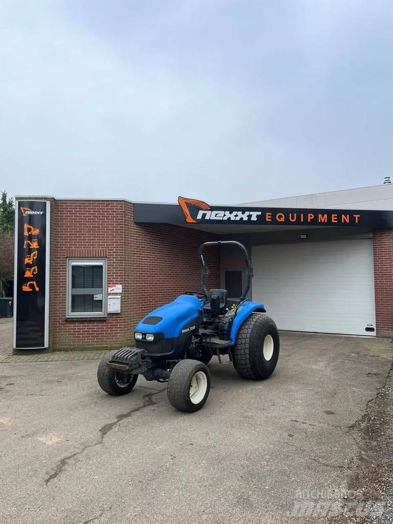 New Holland TC 40D الجرارات