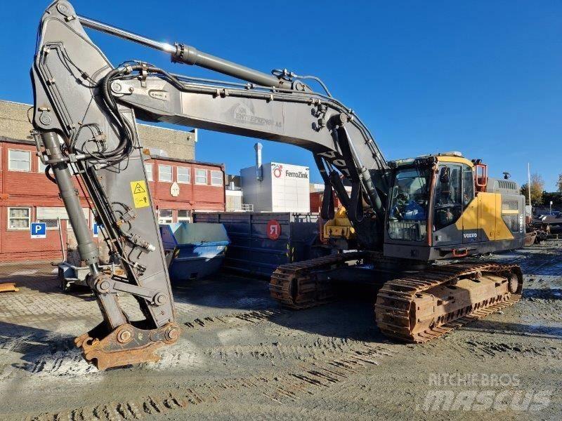 Volvo EC380EL حفارات زحافة