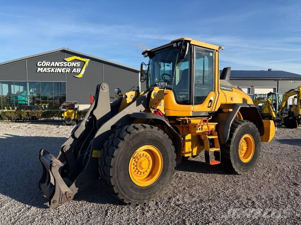 Volvo L 90 H لوادر بعجل