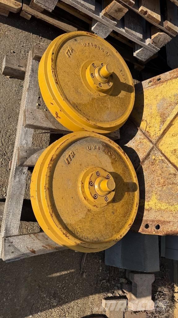 CAT D 6 N LGP بلدوزرات مجنزرة