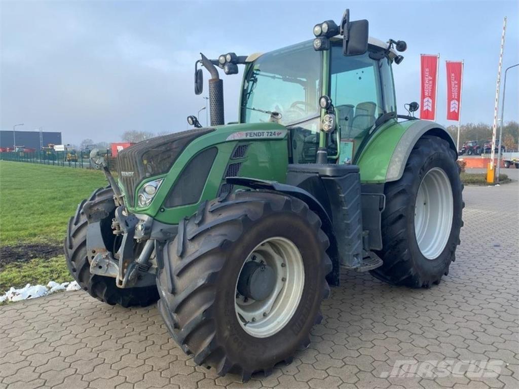 Fendt 724 PROFI الجرارات