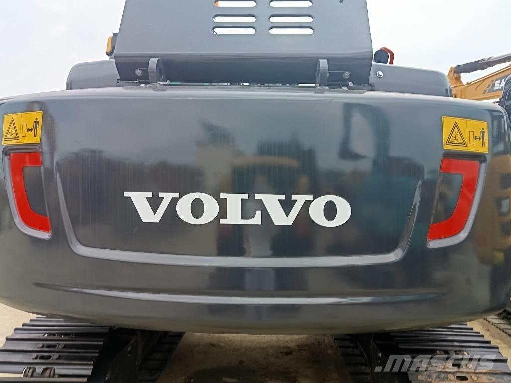 Volvo EC 140 حفارات زحافة