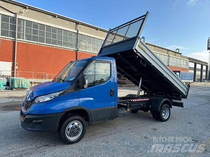 Iveco 35C16 شاحنات قلابة