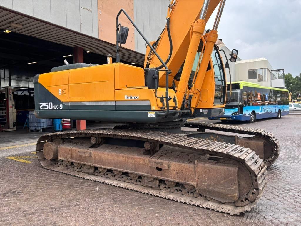 Hyundai 250NLC-9 حفارات زحافة