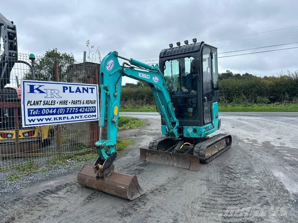 Kobelco SK 17 SR حفارات صغيرة أقل من 7 طن (حفارات صغيرة)