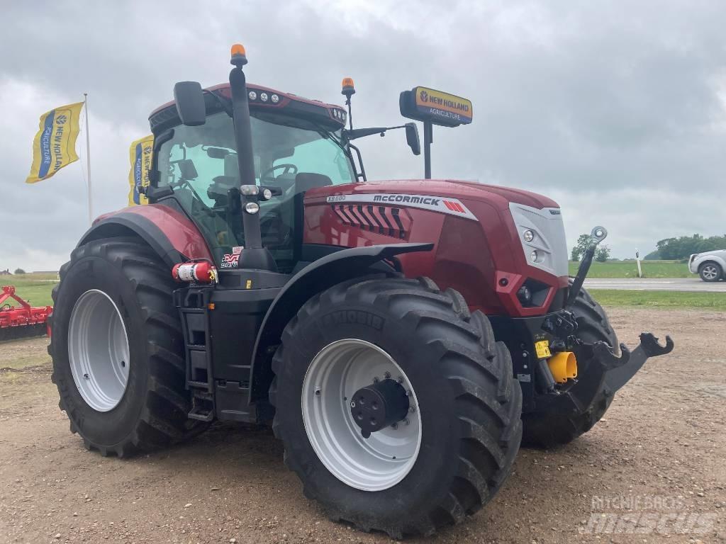 McCormick X8.680 الجرارات