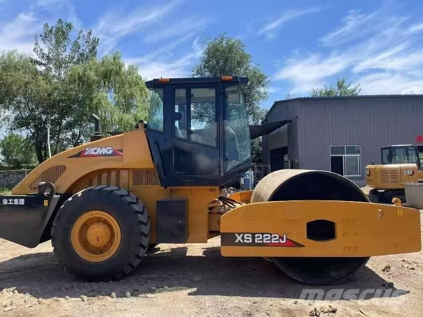 XCMG XS 223J مداحل أحادية الأسطوانة