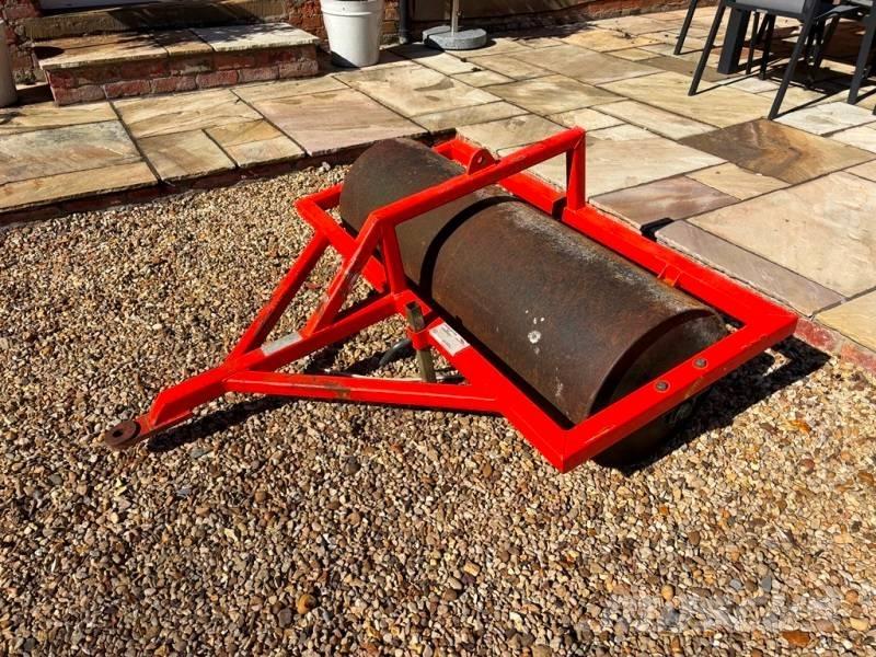 Kubota B 2350 الجرارات