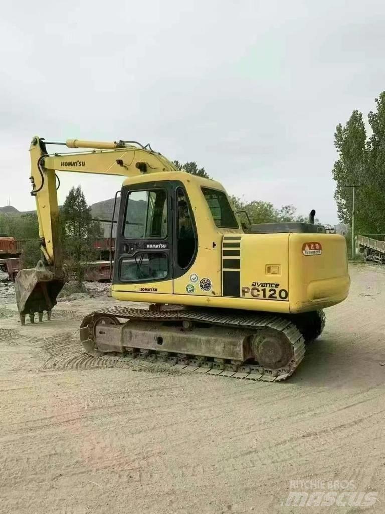 Komatsu PC 120-6 حفارات وسط 7 طن - 12 طن