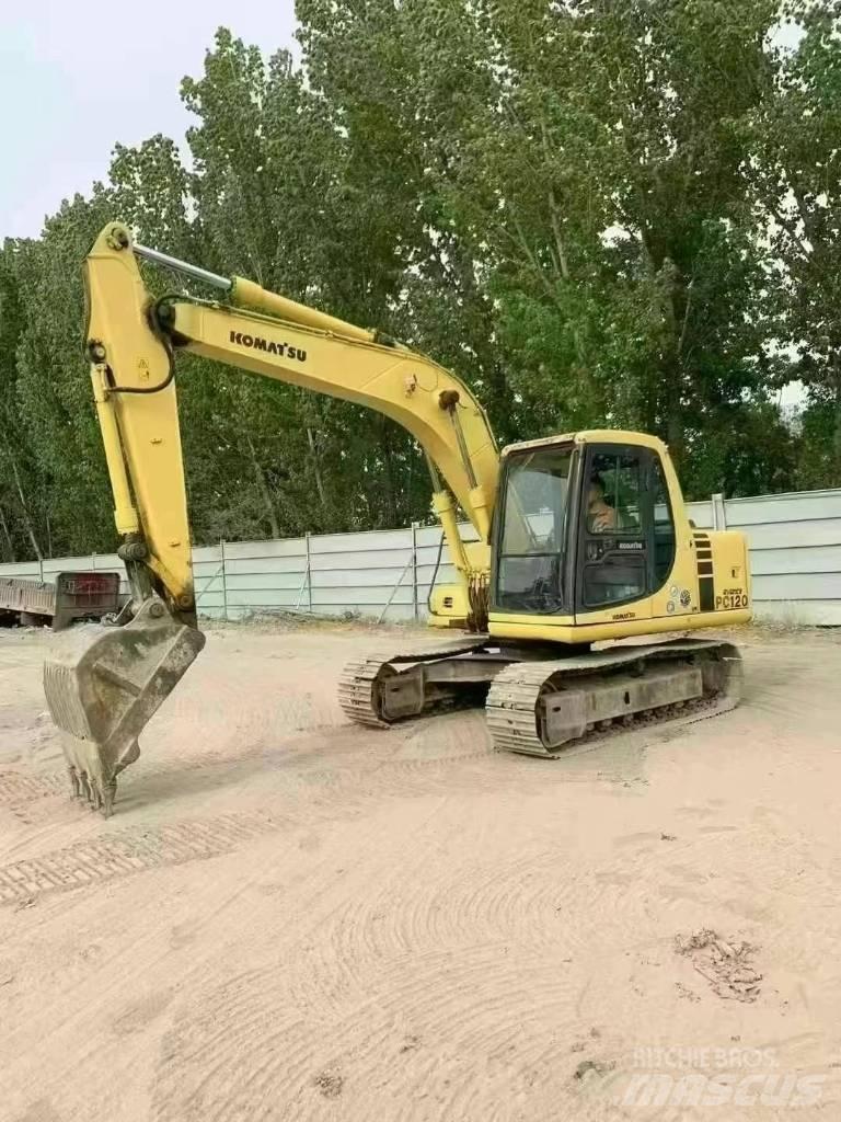 Komatsu PC 120-6 حفارات وسط 7 طن - 12 طن