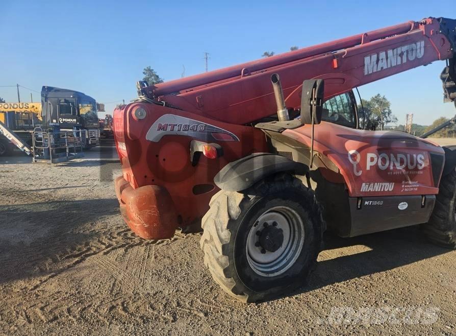 Manitou 1840 مناولات متداخلة