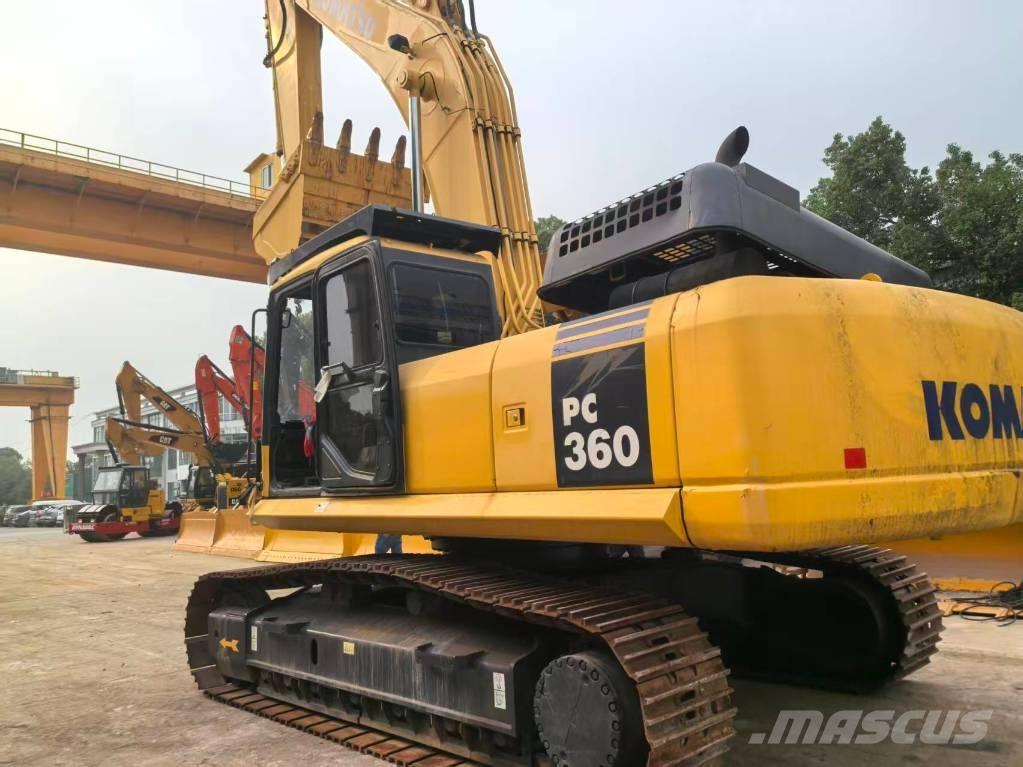 Komatsu PC360-7 حفارات زحافة