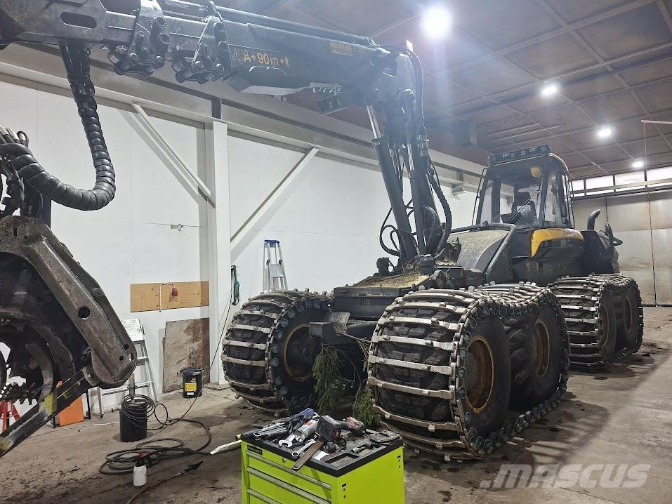 Ponsse Bear 8W حصادات