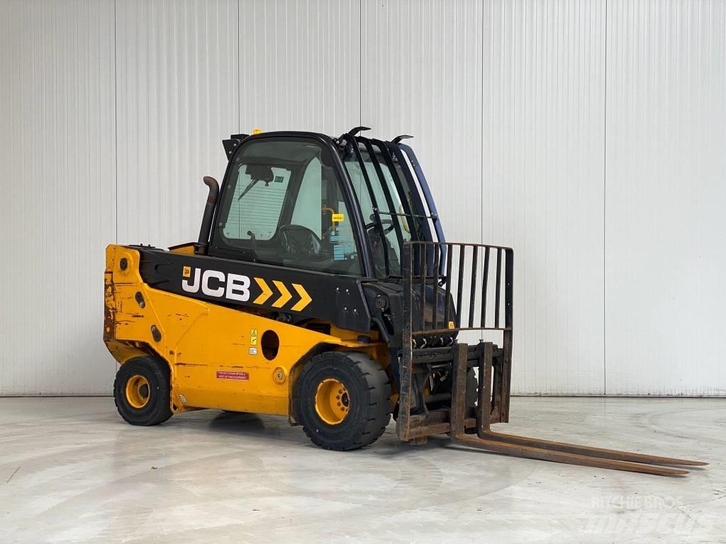 JCB TLT30-19D-2WD شاحنات الديزل