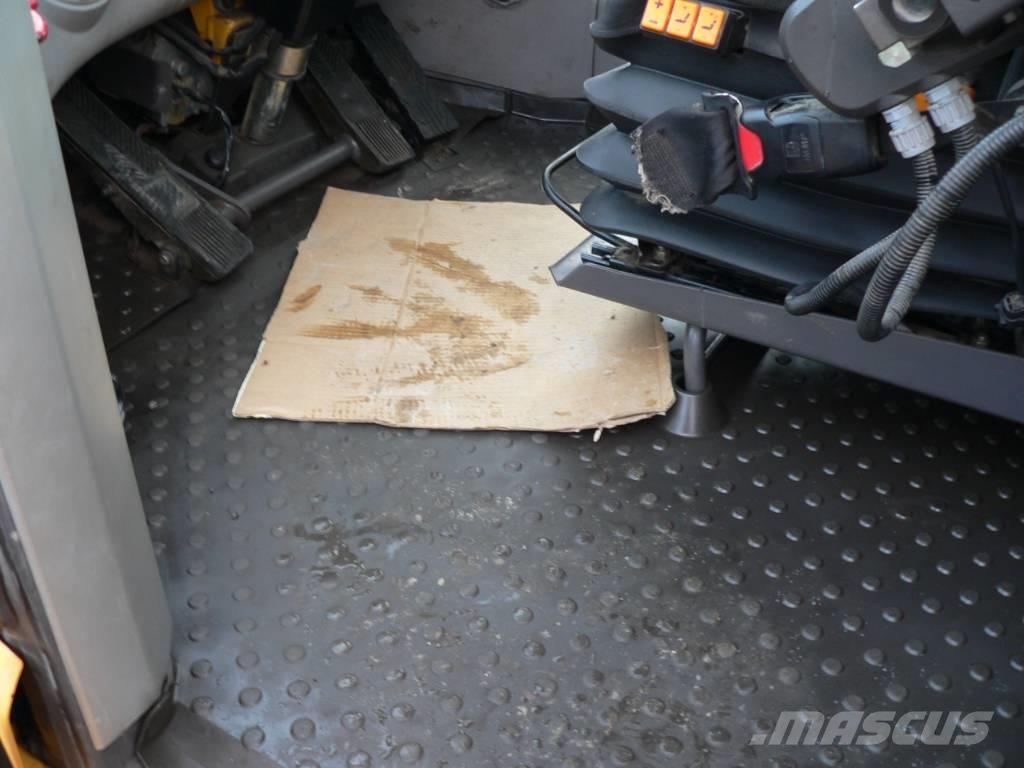 Volvo L 110 H لوادر بعجل