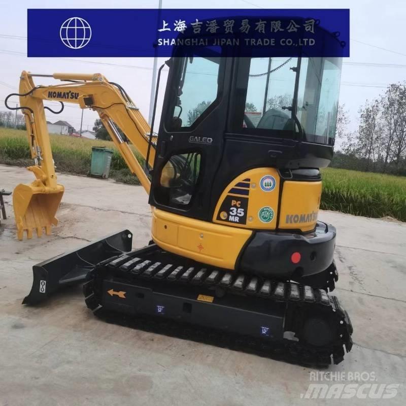 Komatsu PC 35 MR حفارات زحافة