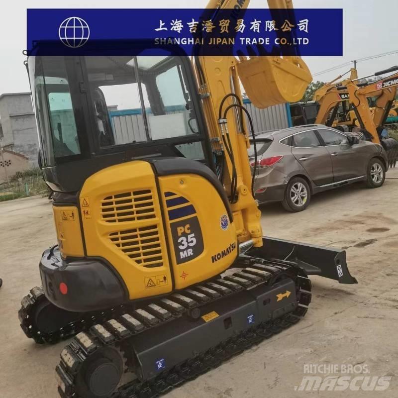 Komatsu PC 35 MR حفارات زحافة