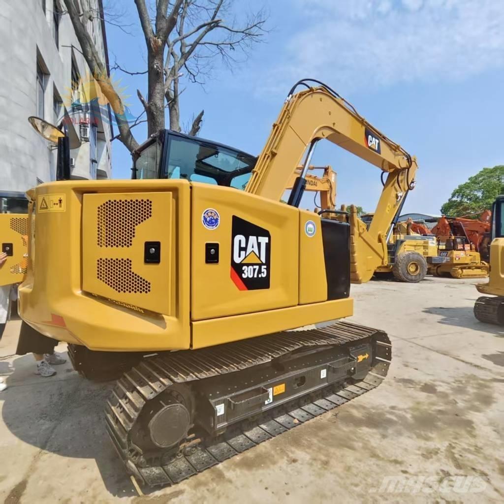 CAT 307.5 حفارات وسط 7 طن - 12 طن