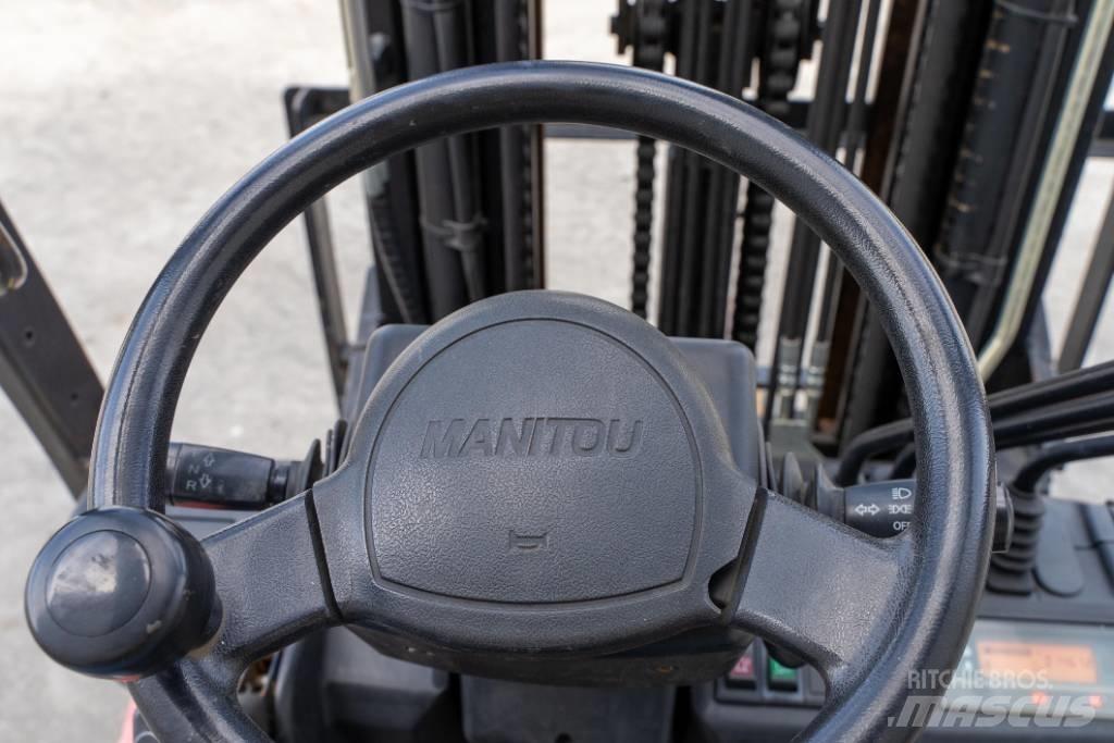 Manitou MI 25 D شاحنات الديزل
