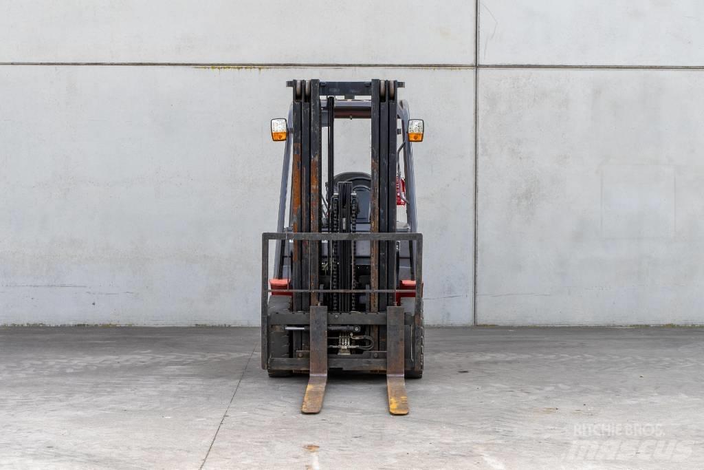 Manitou MI 25 D شاحنات الديزل