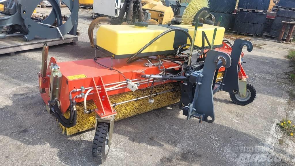 Adler K 750 أخرى
