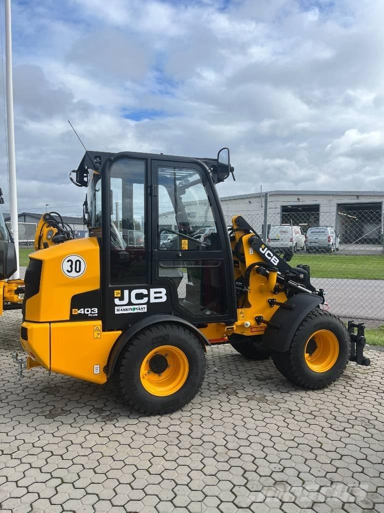 JCB 403 Agri Plus لوادر انزلاقية التوجيه