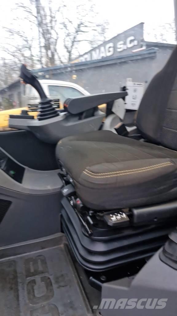 JCB 550-80 مناولات متداخلة