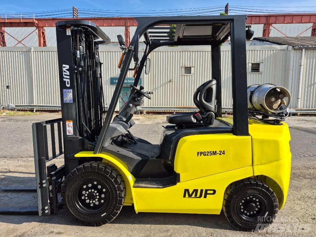  MJP FPG25M-24 شاحنات ذات رافعات شوكية - أخرى