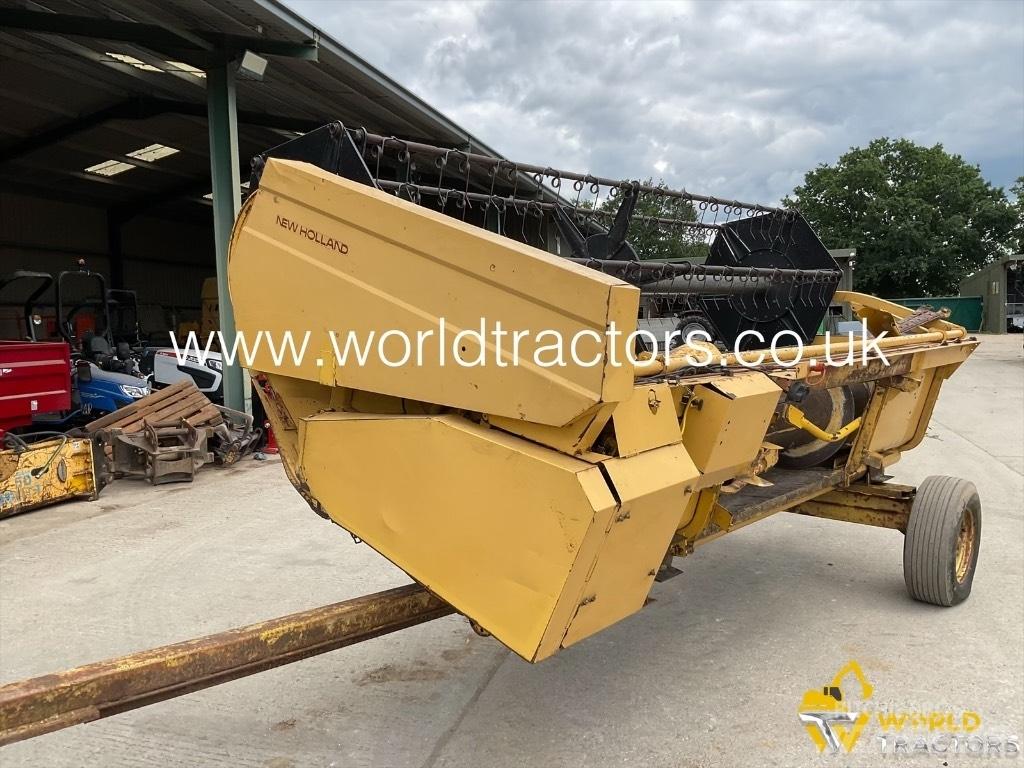 New Holland TC 54 حصادات