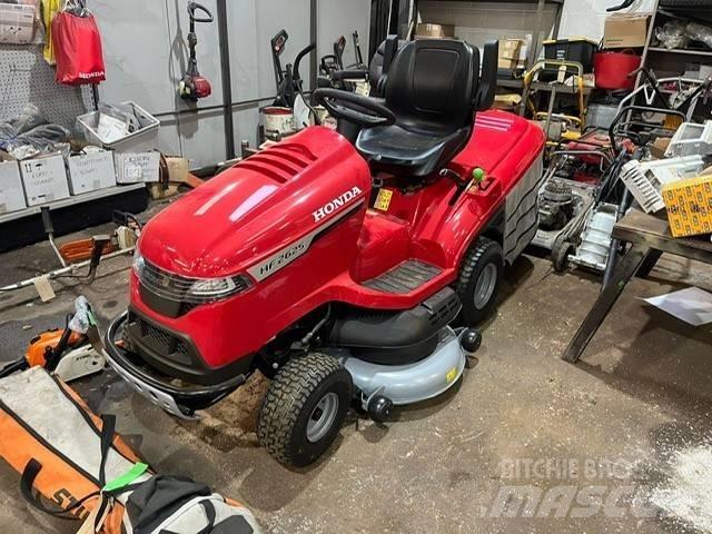 Honda HF2625 ركوب الحشائش
