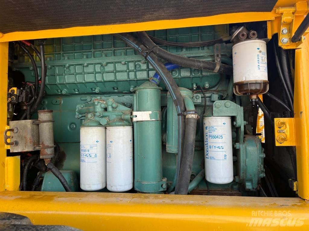 Volvo L 180 D لوادر بعجل