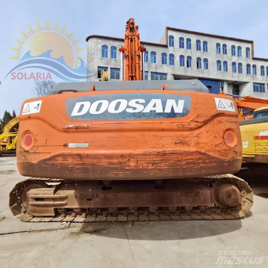 Doosan DX 300 LC حفارات زحافة