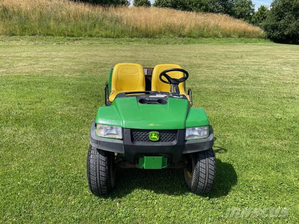 John Deere Gator CX عربات الجولف