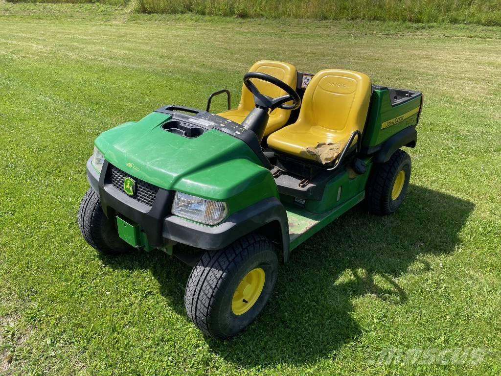 John Deere Gator CX عربات الجولف