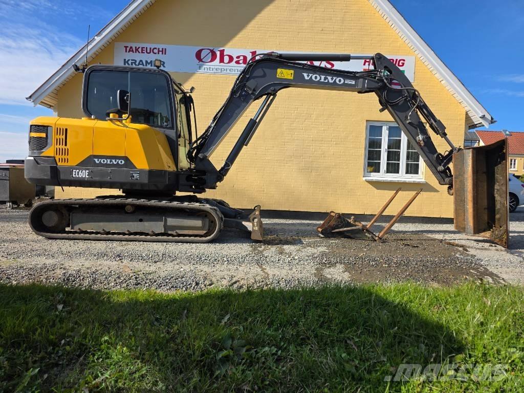 Volvo EC60E حفارات وسط 7 طن - 12 طن
