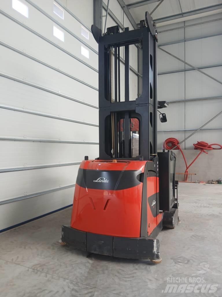 Linde K 10 معدات الرفع عالي المستوى
