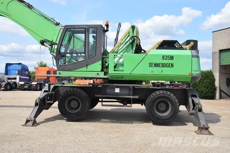 Sennebogen 835M حفارات زحافة