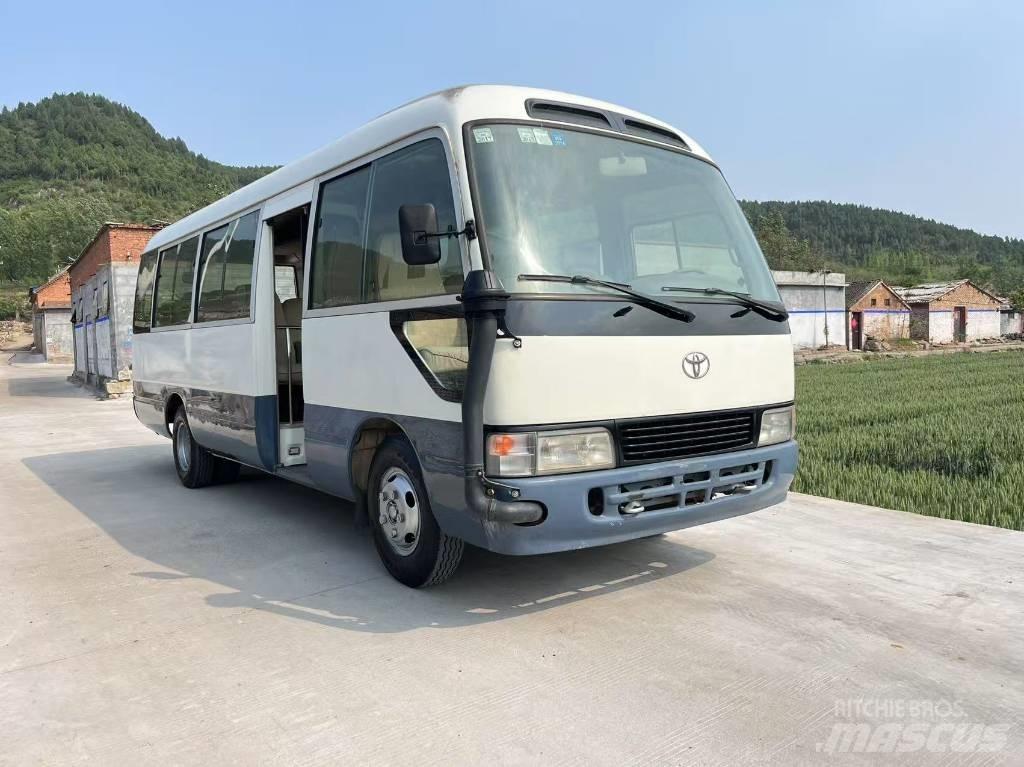 Toyota Coaster حافلة داخل المدينة