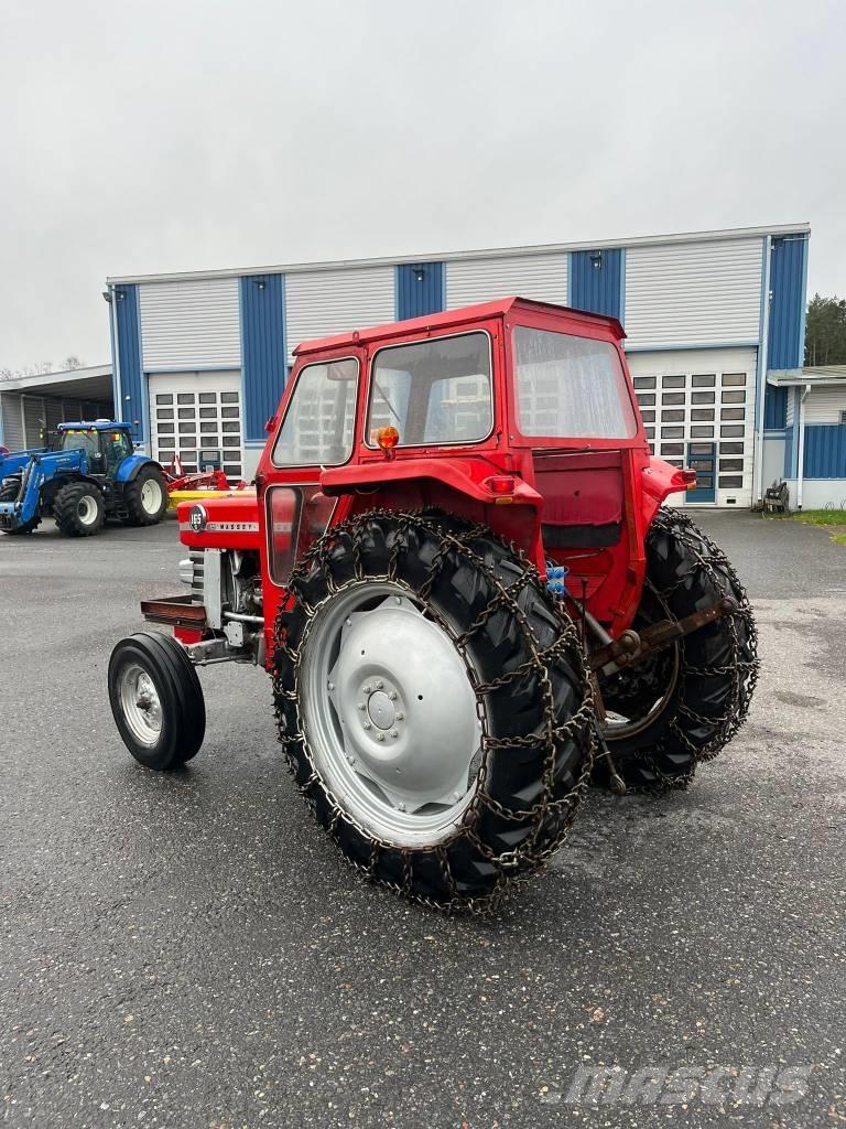 Massey Ferguson 165 الجرارات