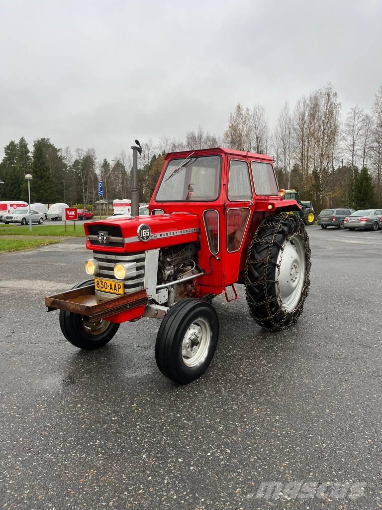 Massey Ferguson 165 الجرارات