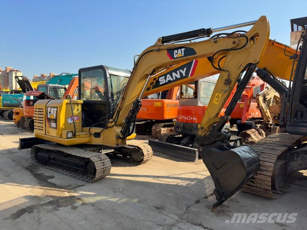 CAT 306 E حفارات زحافة