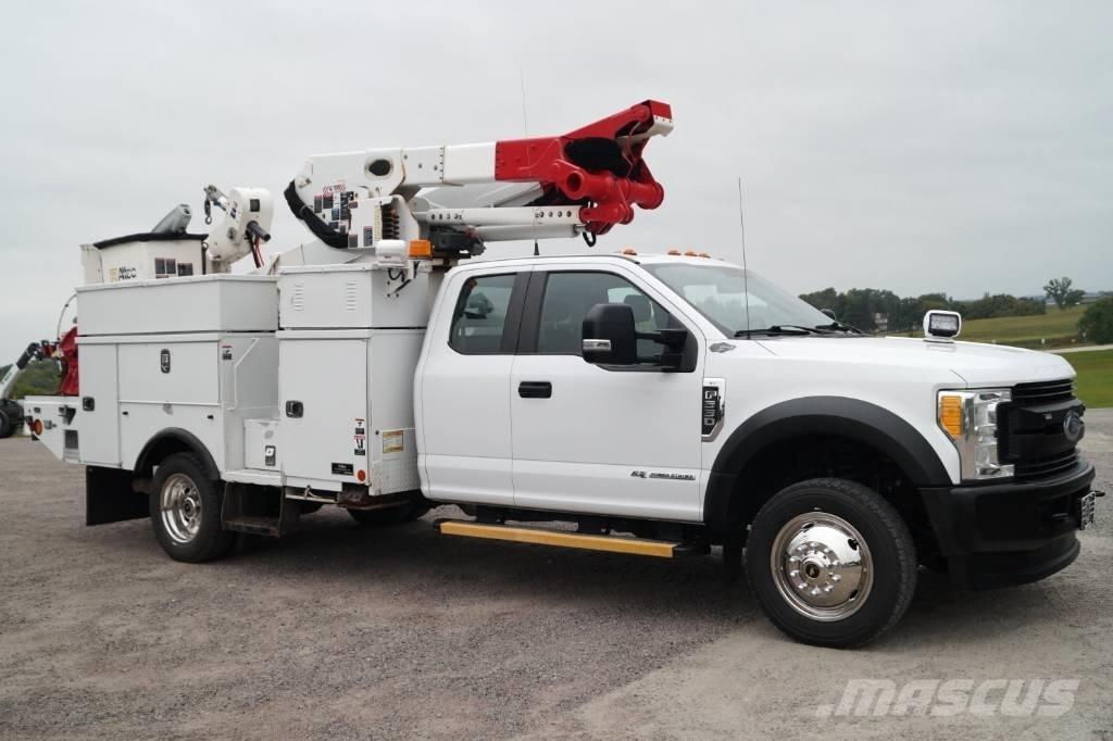 Ford F 550 XL SD المنصات الهوائية المثبتة على شاحنة
