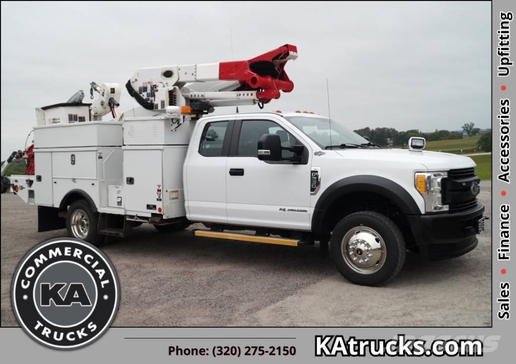 Ford F 550 XL SD المنصات الهوائية المثبتة على شاحنة