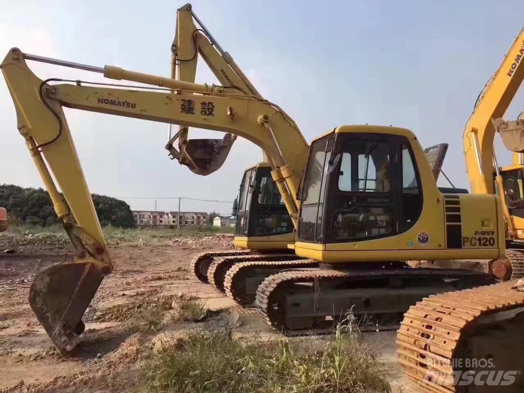 Komatsu pc120 حفارات زحافة